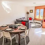 D 031 By Interhome Apartamento *